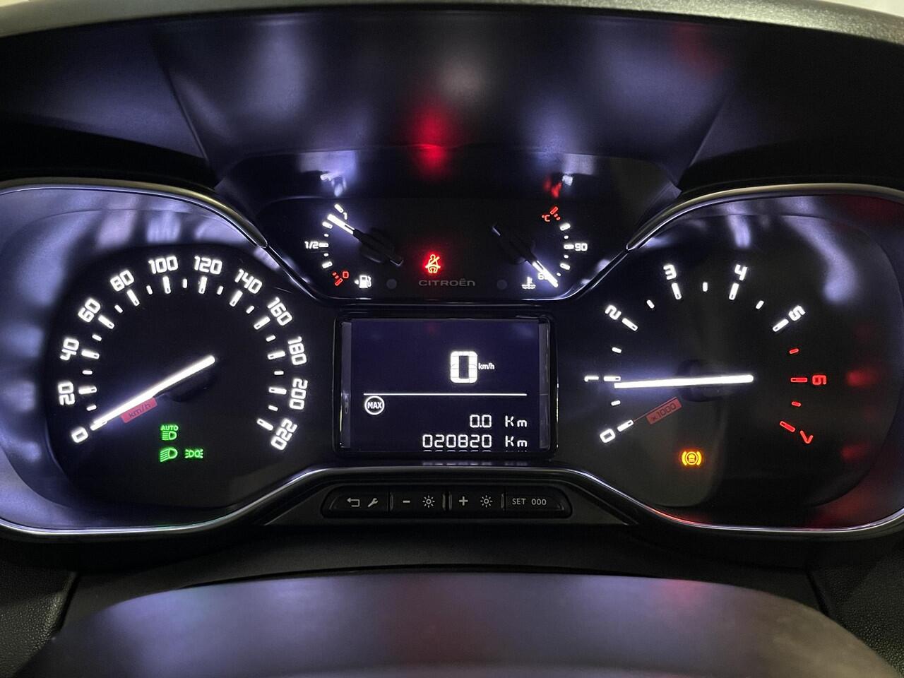 Citroen C3 Aircross 1.2 PureTech Plus 16"/Head-up/Keyless/Navigatie/Camera/Grip Control/Climate/Cruise/Apple Carplay & Android Auto