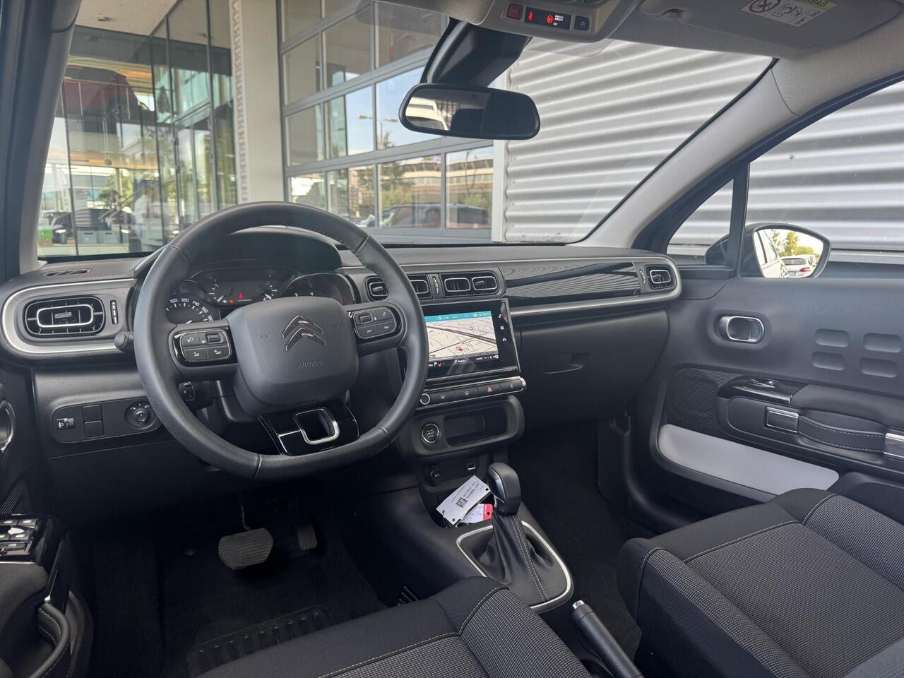 Citroen C3 Max 1.2 Turbo 110pk EAT6 | KEYLESS ENTRY | CAMERA | NAVI | LM-VELGEN | DAB+ | CLIMA | ALL-SEASONBANDEN |