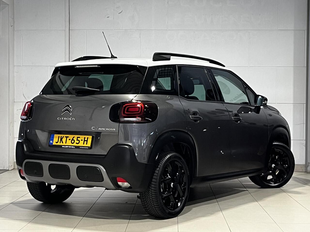 Citroen C3 Aircross Shine Pack 1.2 Turbo 110pk | LEDER | STOELVERW. | KEYLESS ENTRY | HEAD-UP DISPLAY | 17" LM-VELGEN | NAVI | CAMERA | ALL-SEASONBANDEN | MAX