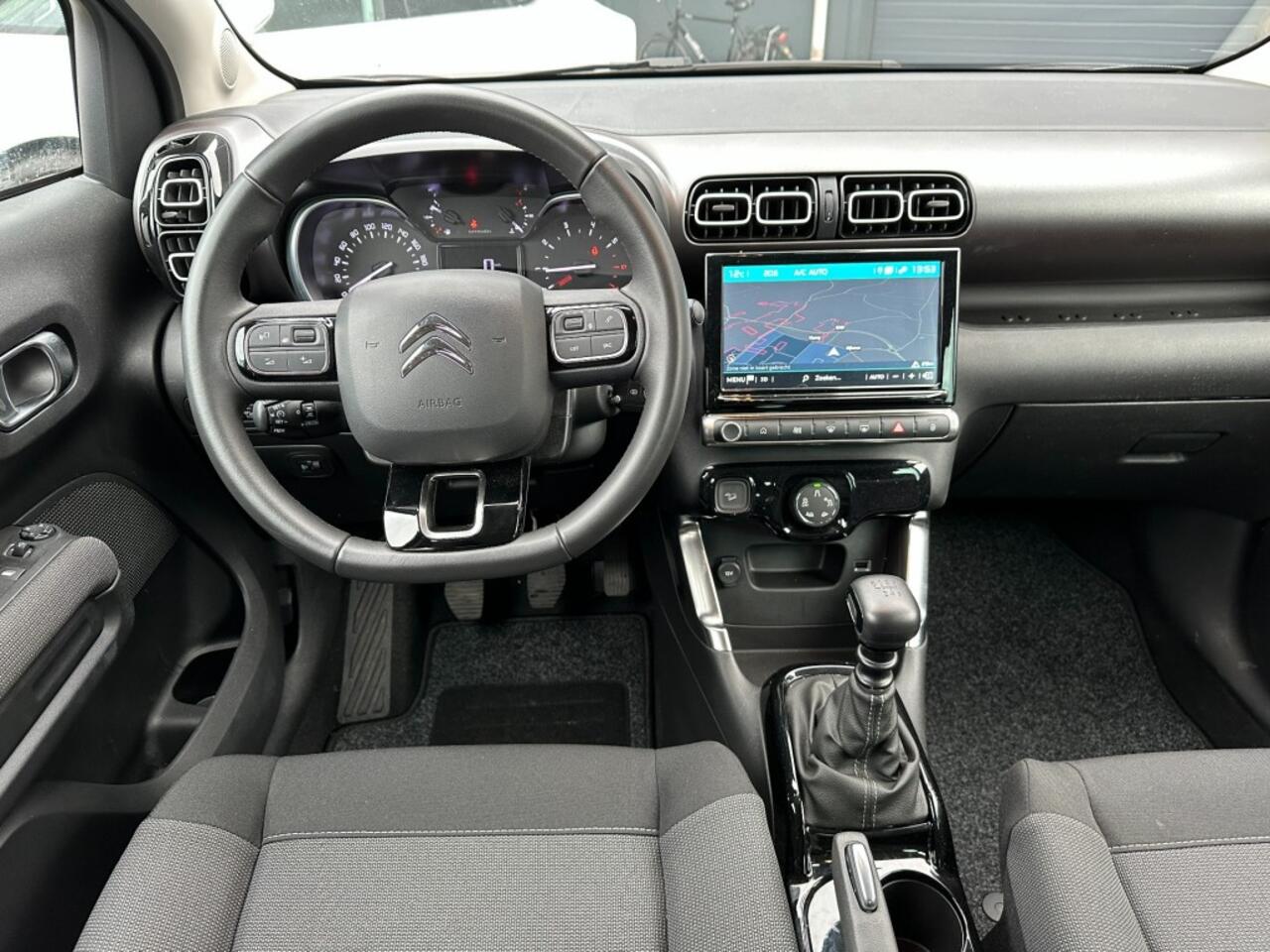 Citroen C3 1.2 PureTech Plus Navigatie Clima.
