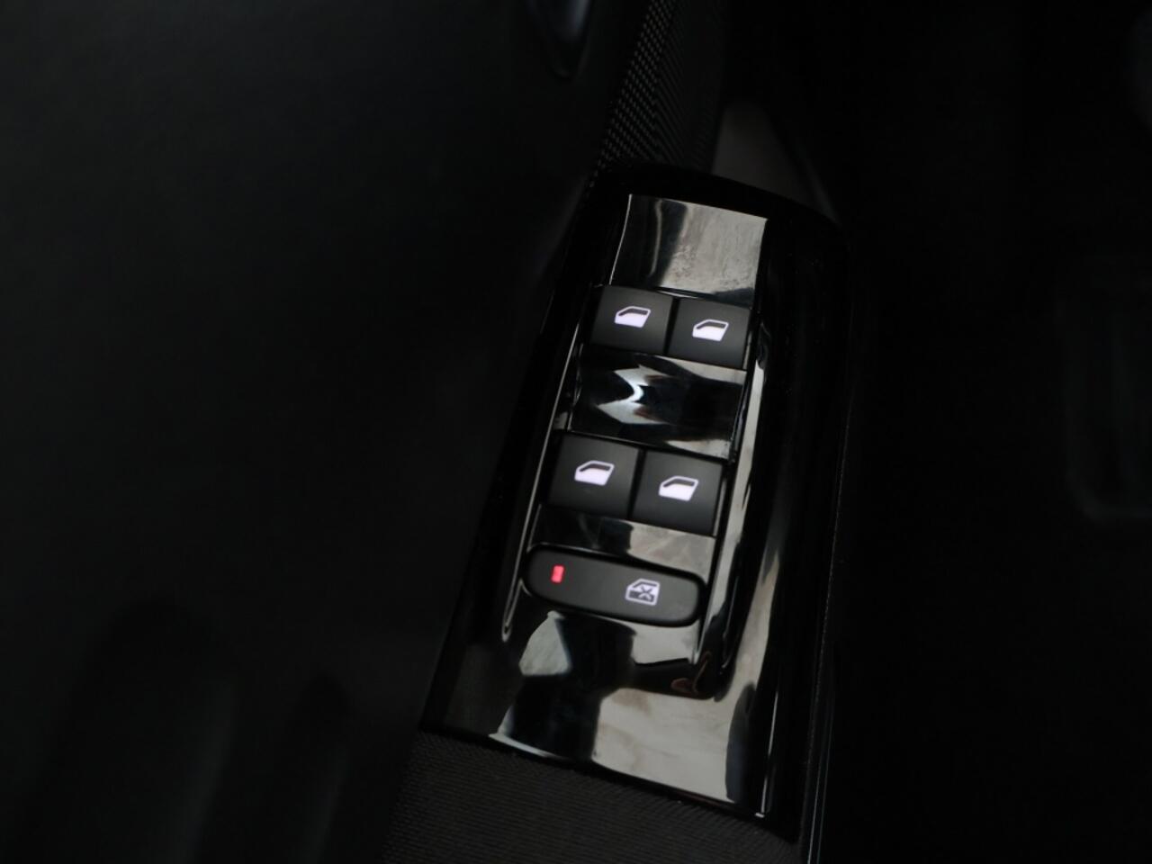 Citroen C3 1.2 PureTech Max | Navigatie | Cruise Control | Parkeersensoren