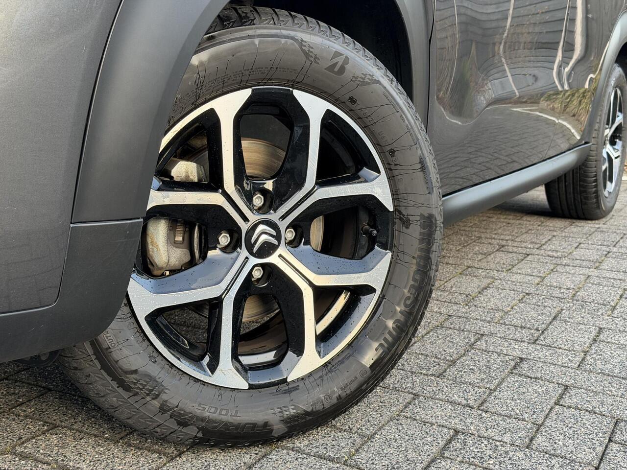 Citroen C3 Aircross Shine 1.2 PureTech 130PK EAT6 Automaat Navigatie, Stoelverwarming, Parkeersensoren, Apple Carplay, Android Auto