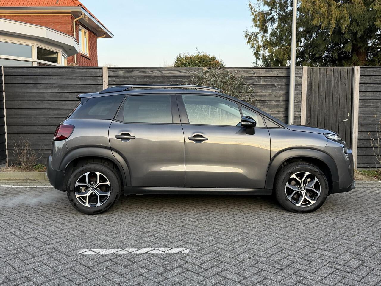 Citroen C3 Aircross Shine 1.2 PureTech 130PK EAT6 Automaat Navigatie, Stoelverwarming, Parkeersensoren, Apple Carplay, Android Auto