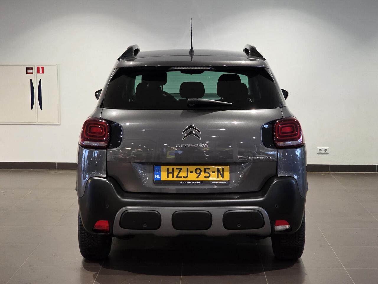 Citroen C3 Aircross Shine 1.2 Turbo 110pk | NAVI | GRIPCONTROL | CLIMA | PARKEERHULP | CRUISE CONTROL | DAB+ | EXTRA GETINTE RUITEN | DAKRAILS |