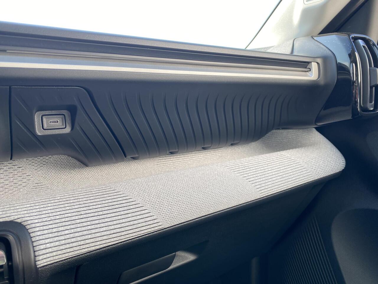 Citroen C3 ë-C3 Max 113pk 44 kWh | Navigatie | Apple Carplay/Android Auto | Climate en Cruise Control | Comfort stoelen en vering | Head-up display