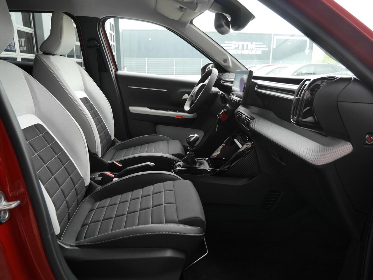 Citroen C3 1.2 Turbo 100pk Max | Nieuwe auto | Navigatie | Achteruitrijcamera | Lichtmetalen velgen | Draadloze telefoonlader | Climate control | Led verlichting | Regensensor