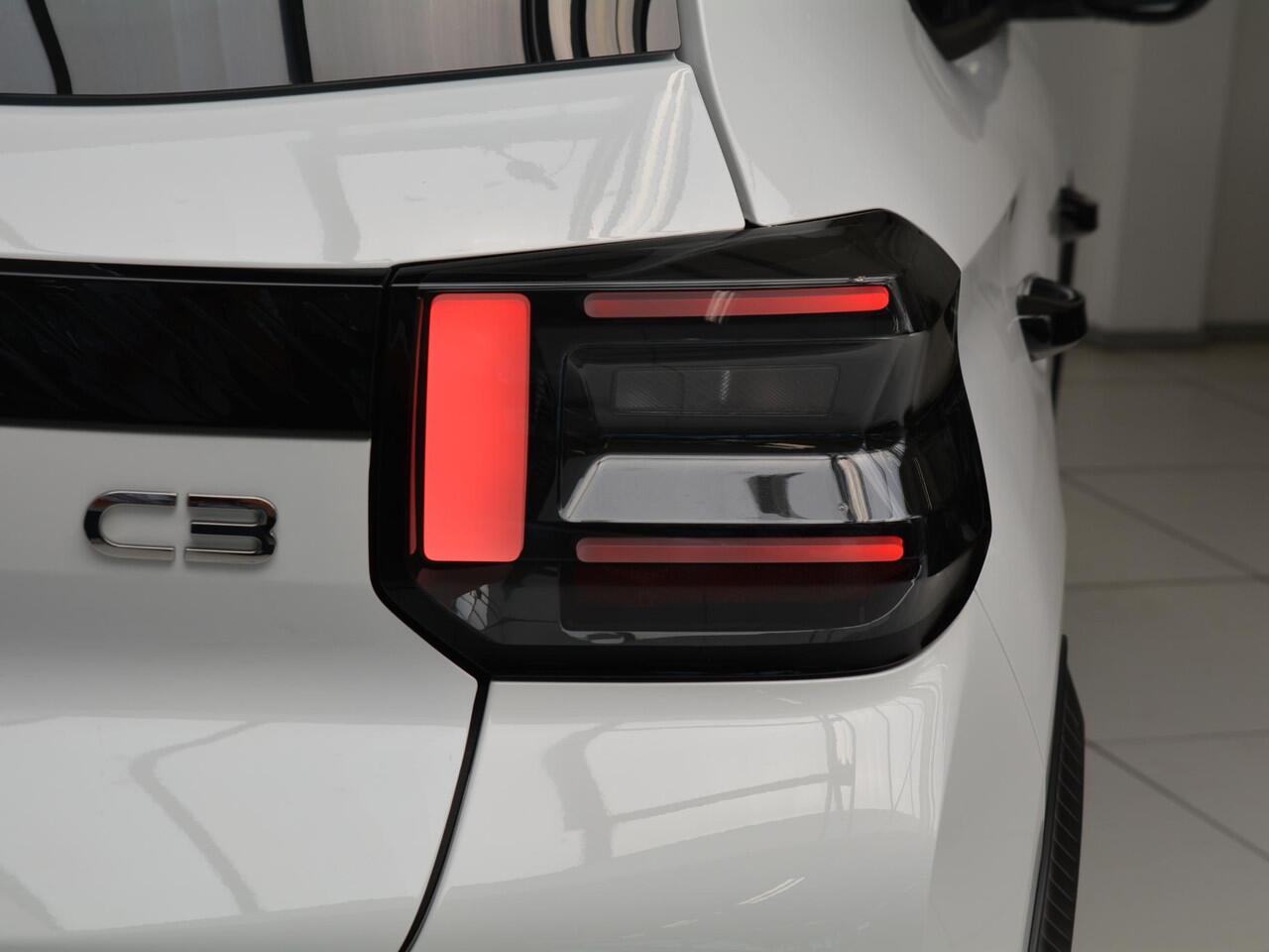 Citroen C3 1.2 Turbo 100pk Max | Navigatie | Achteruitrij camera |