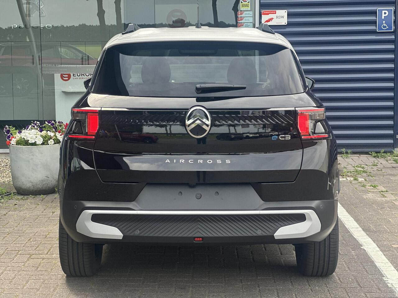 Citroen C3 Ë-C3 Aircross Max 113pk Comfort Range 44 kWh | Comfort Stoelen | Apple Carplay/Android Auto | Parkeercamera/-sensoren | Full LED | DAB | Cruise Control | Climate Control | Draadloze telefoonlader |