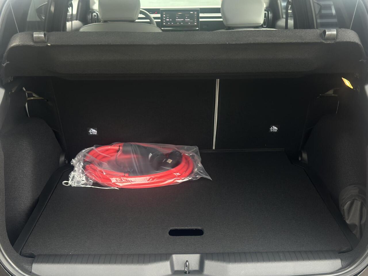 Citroen C3 Ë-C3 Aircross Max 113pk Comfort Range 44 kWh | Comfort Stoelen | Apple Carplay/Android Auto | Parkeercamera/-sensoren | Full LED | DAB | Cruise Control | Climate Control | Draadloze telefoonlader |