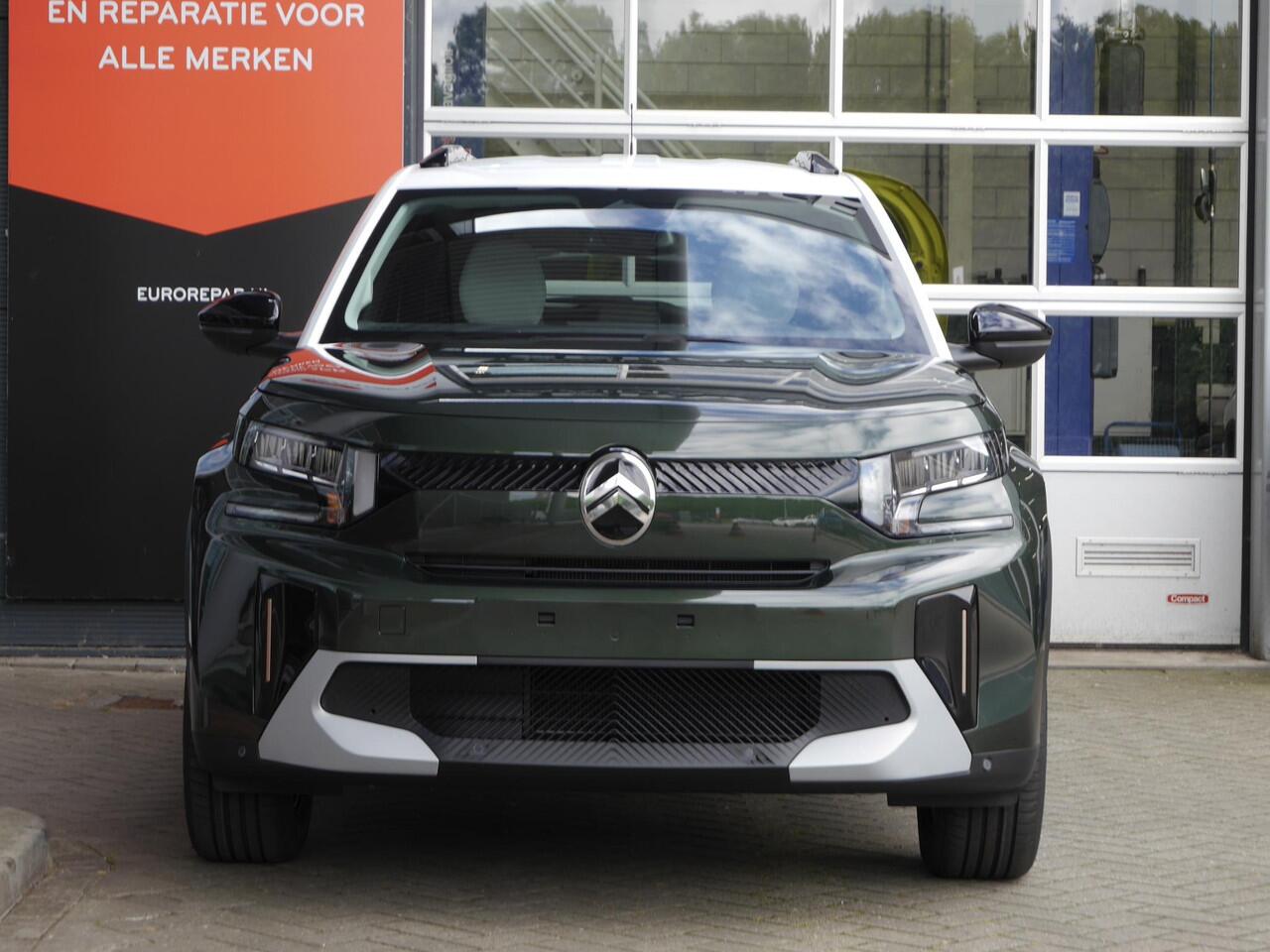 Citroen C3 Ë-C3 Aircross Plus 113pk Comfort Range 44 kWh | Nieuw uit voorraad | Navigatie | Camera | Lichtmetalen velgen | Draadloze carplay / Android auto