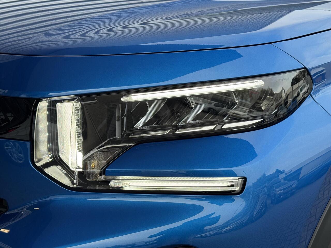 Citroen C3 Max 1.2 Hybrid 110pk e-DCS | CAMERA | NAVI | APPLE CARPLAY / ANDROID AUTO | CLIMA | DAB+ | TWO-TONE |