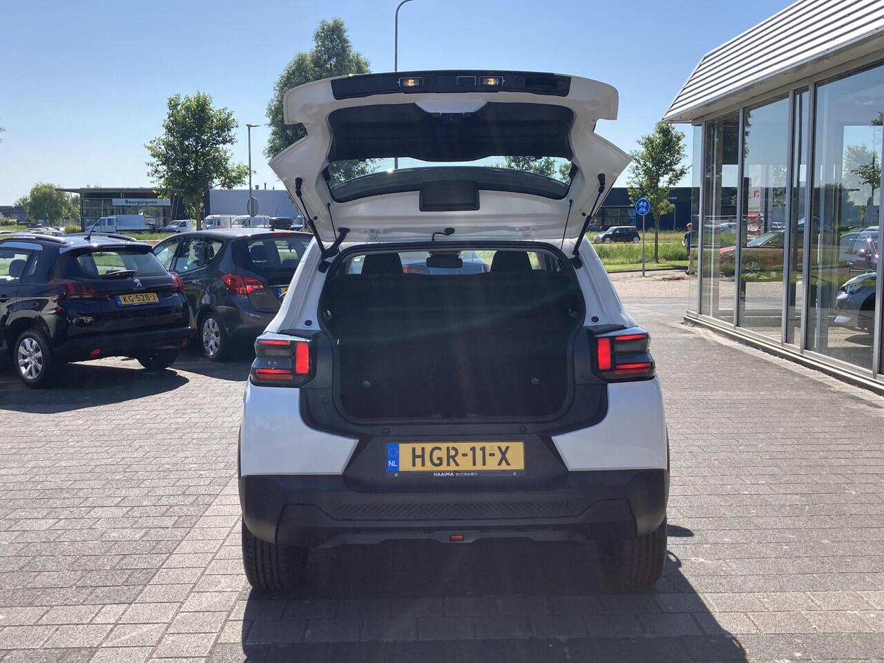 Citroen C3 Ë-C3 You 113pk 44 kWh | NIEUW | Parkeersensoren | Bluetooth | Cruise control | Hoge instap | LED Verlichting | Snel rijden