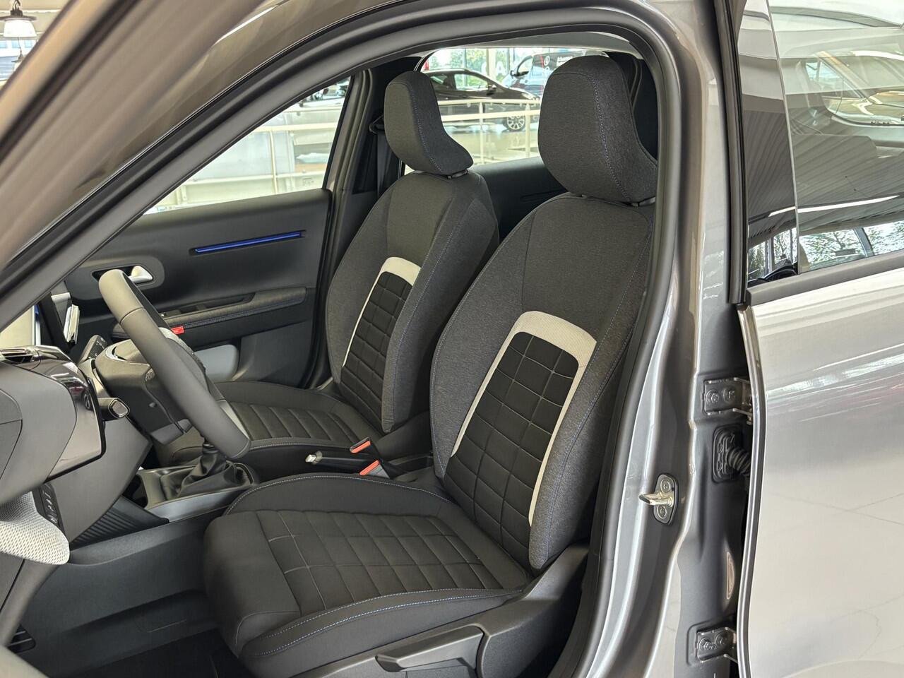 Citroen C3 1.2 Hybrid 110pk Business