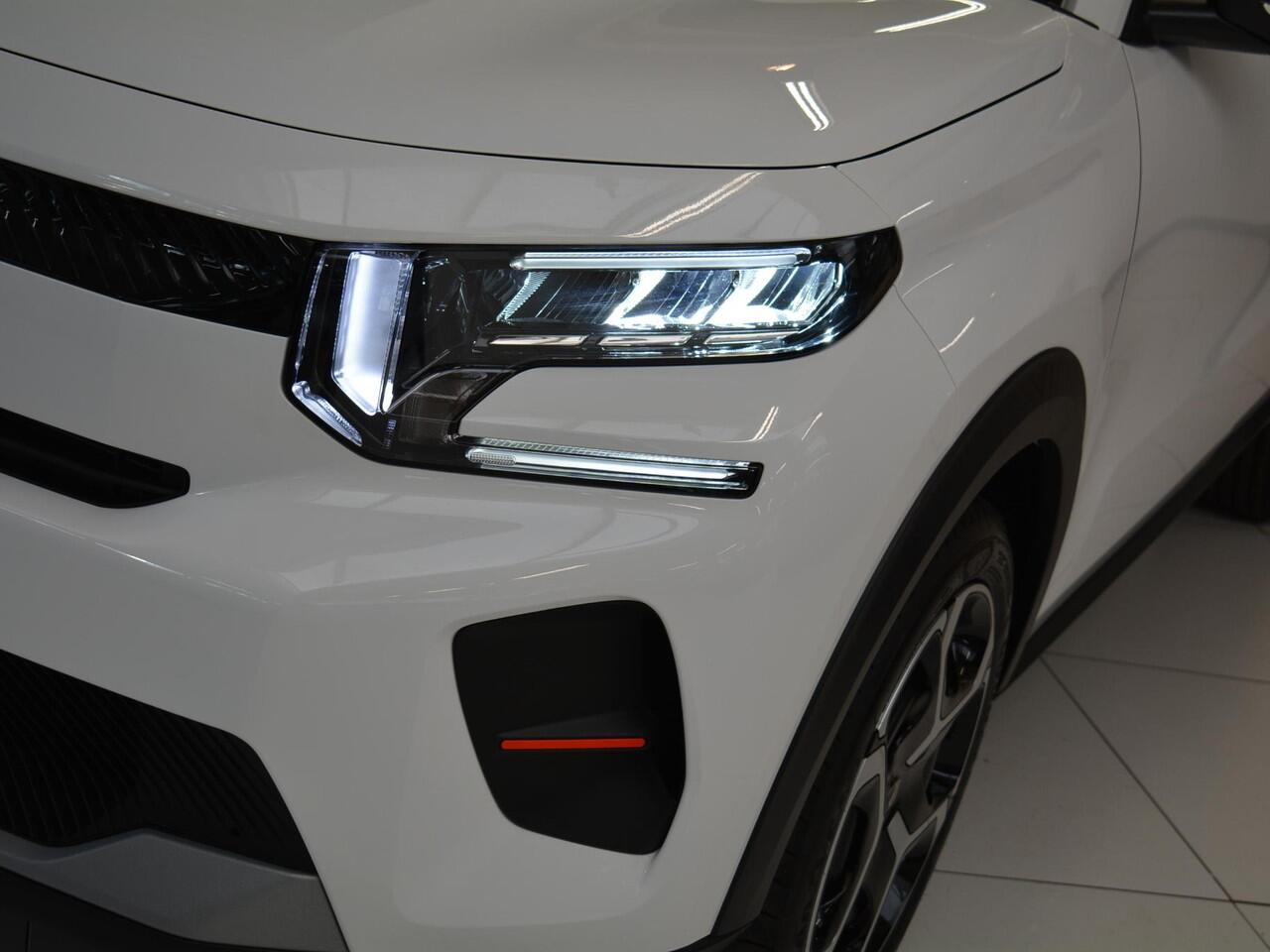 Citroen C3 1.2 Hybrid 110pk Plus