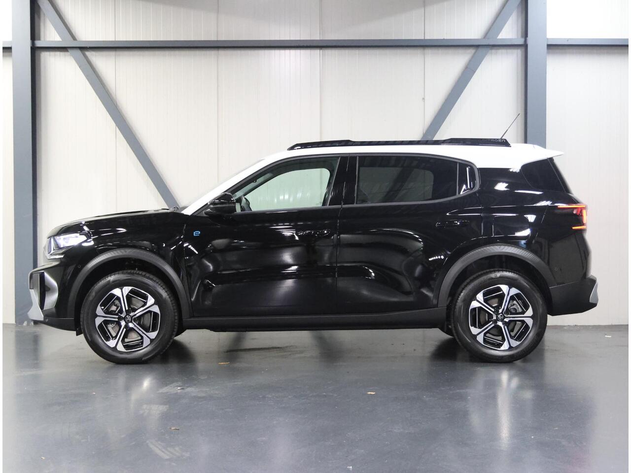 Citroen C3 Ë-C3 Aircross Max 113pk Comfort Range 44 kWh | Navigatie | ClimateControl | Camera | AppleCarPlay/AndroidAuto | CruiseControl | Comfortstoelen |
