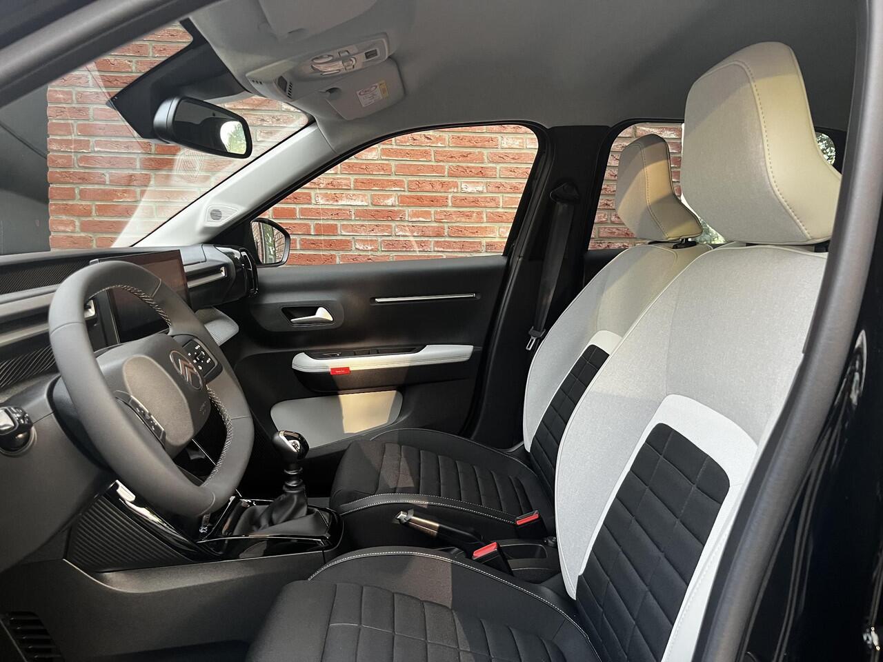 Citroen C3 Max 1.2 Turbo 100pk | TWO-TONE! | CAMERA | CLIMA | NAVI | APPLE CARPLAY/ANDROID AUTO | DAB+