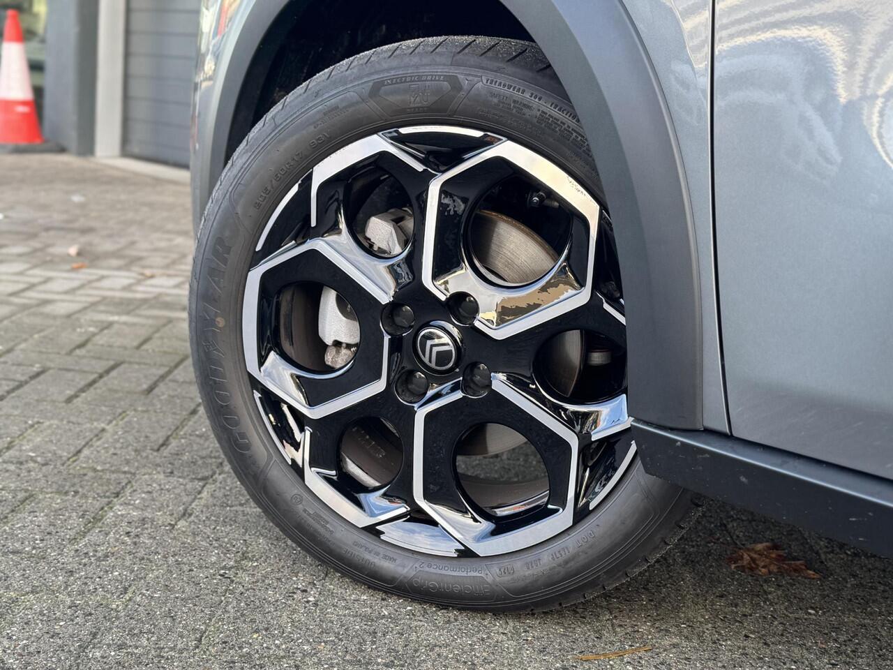 Citroen C3 1.2 Turbo 100pk Max | NAVI | CAMERA | APPLE CARPLAY / ANDROID AUTO | 17" LM-VELGEN | EXTRA GETINTE RUITEN | CRUISE CONTROL | CLIMA