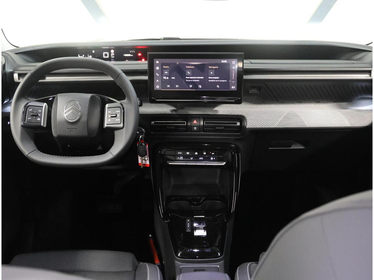 Citroen C3 Aircross 1.2 Hybrid 136PK Max | 1ste eigenaar | AppleCarPlay/AndroidAuto | Climate Control | Camera | Cruise Control | LED Verlichting | Regensensor | Two-tone | Isofix | Privacy Glass | Parkeersenoren |