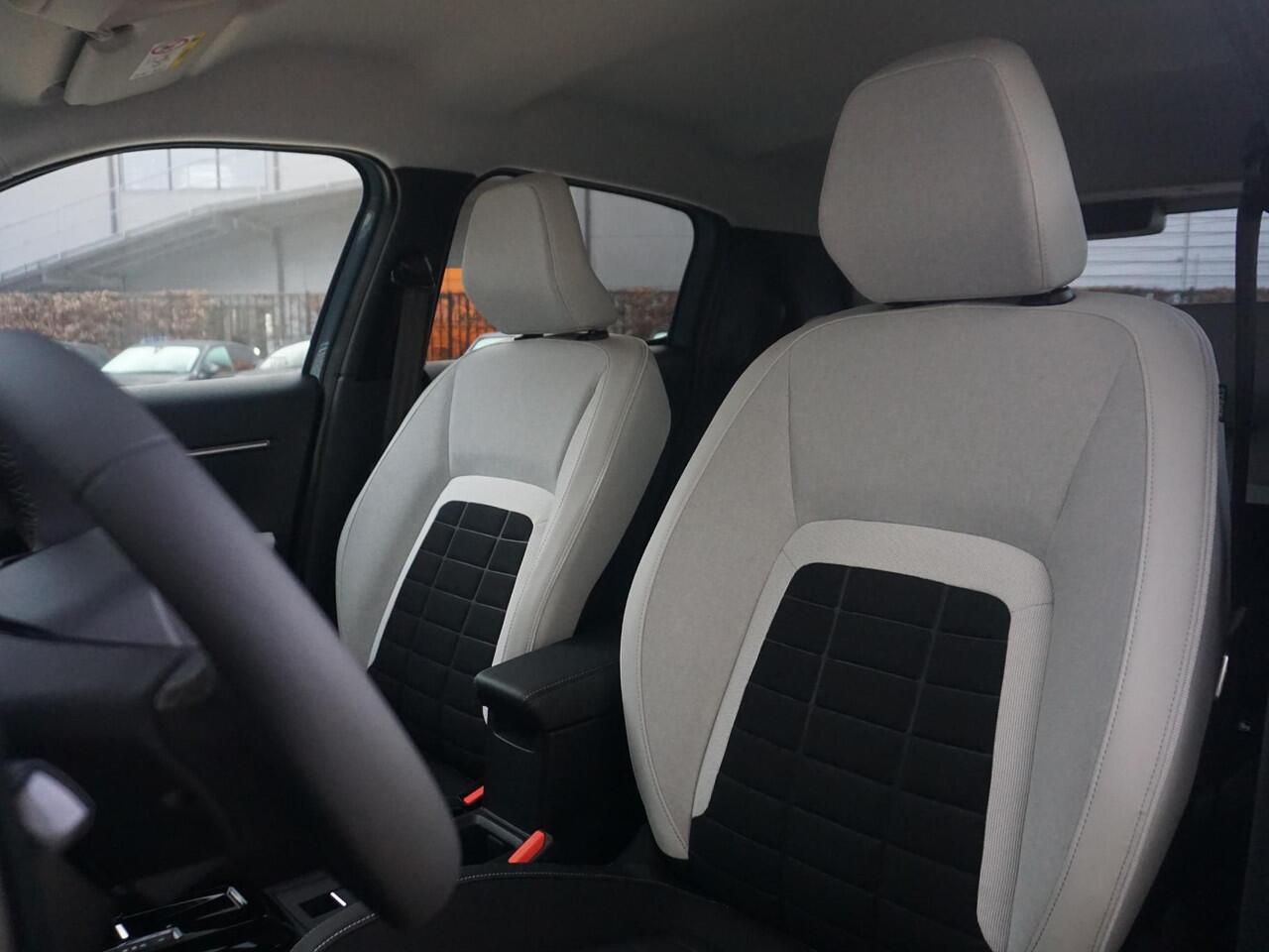 Citroen C3 Ë-C3 Max 113pk 44 kWh