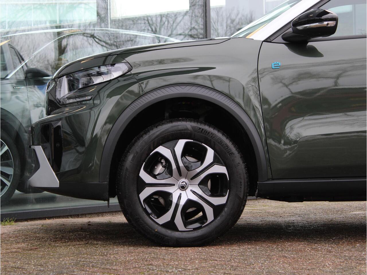 Citroen C3 Ë-C3 Aircross Plus 113pk Comfort Range 44 kWh | Carplay / Camera / Climate