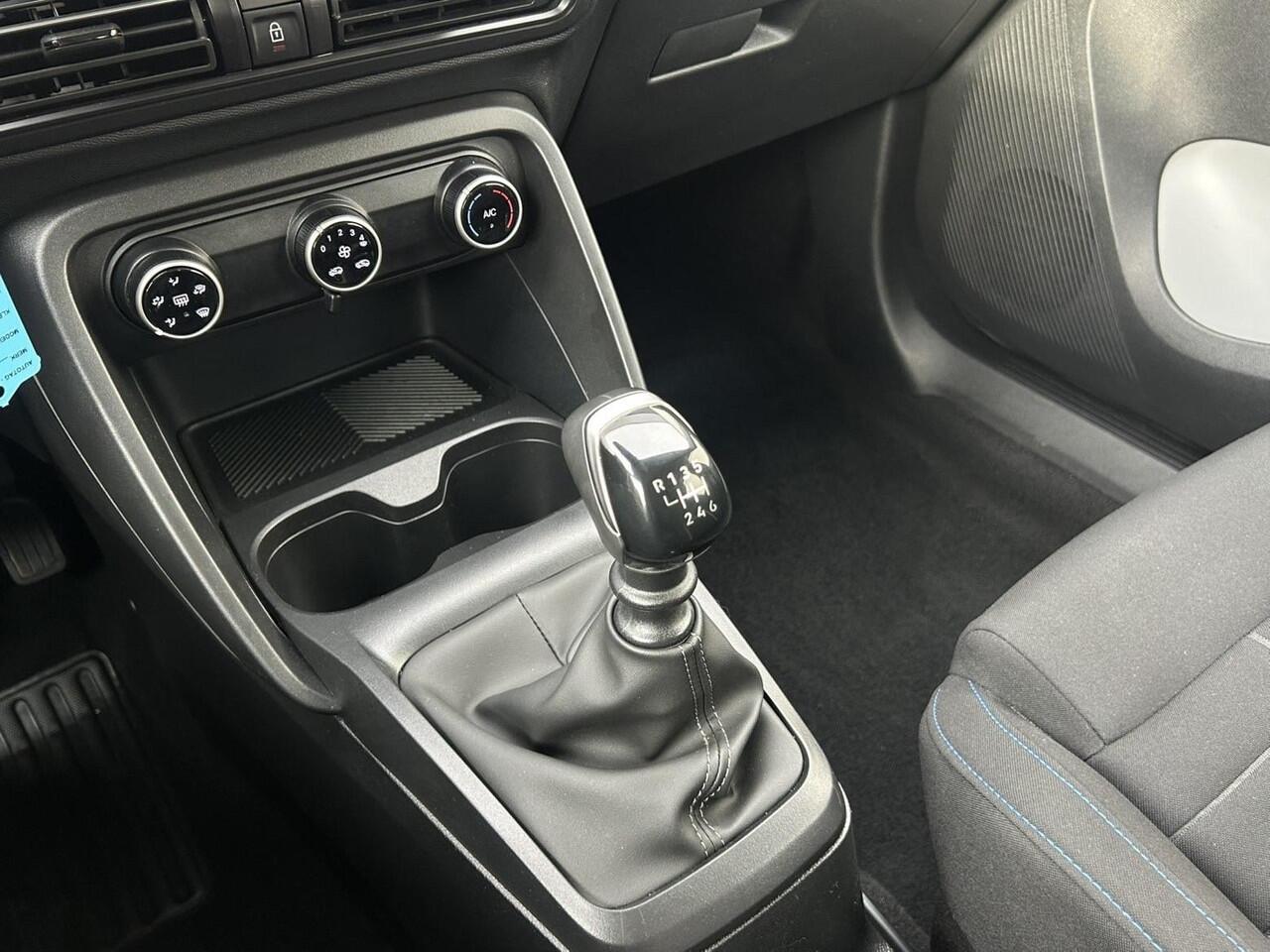 Citroen C3 1.2 Turbo 100pk Plus | Apple Carplay | Comfortstoelen | Prijs is rijklaar