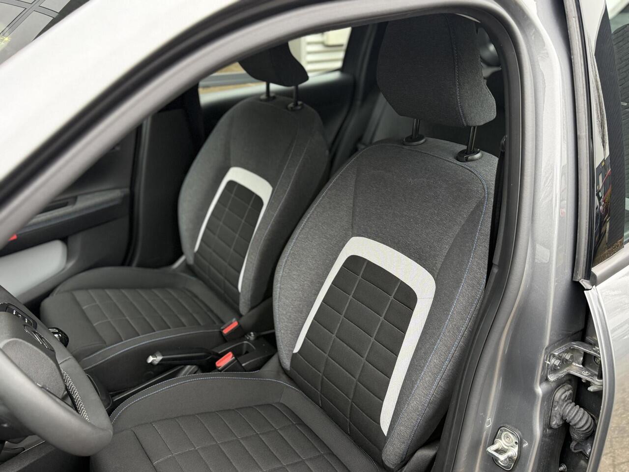 Citroen C3 1.2 Turbo 100pk Plus l Carplay l PDC l Cruise Control