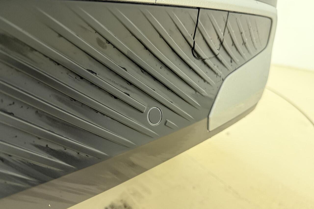 Citroen C3 Aircross 1.2 Hybrid 145pk Plus Automaat | Two Tone Polar White | Voorbereiding voor het reservewiel | Cruise Control | Mirror Screen | Camera | Parkeersensor | Nieuw uit voorraad