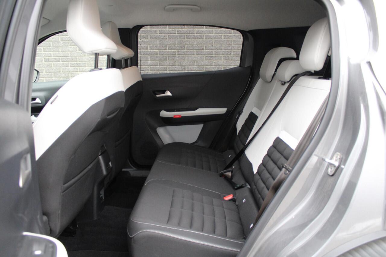 Citroen C3 Aircross 1.2 Hybrid 136 Max Navigatie, Parkeersensoren + Camera, 17'' velgen