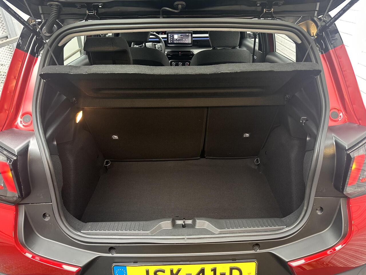 Citroen C3 Business 1.2 Hybrid 110pk e-DCS6 | TWO-TONE! | APPLE CARPLAY / ANDROID AUTO | PARKEERSENSOREN |