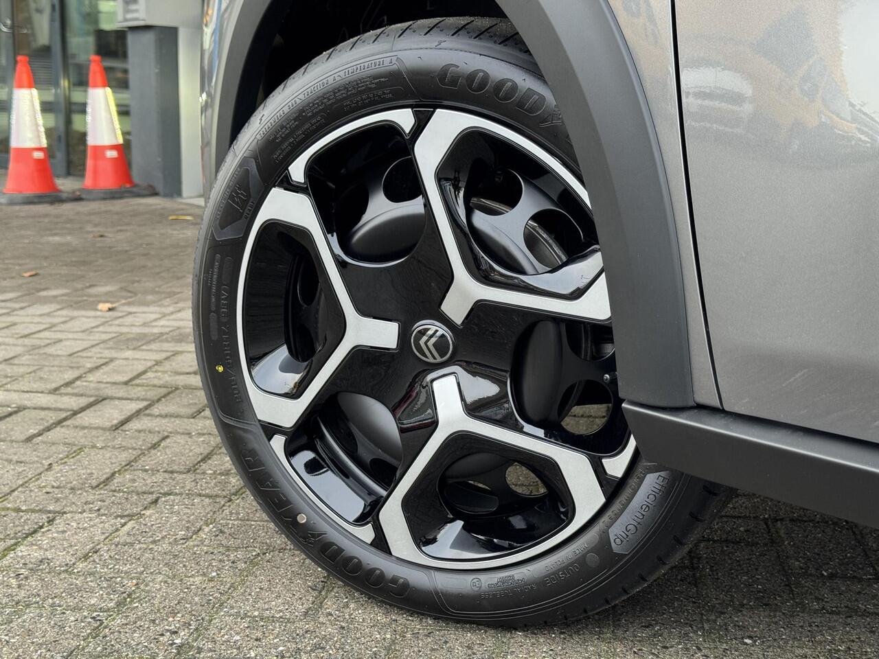 Citroen C3 Plus 1.2 Turbo 100pk | AIRCO | PARKEERSENSOREN | APPLE CARPLAY / ANDROID AUTO | DAB+ | BLUETOOTH |