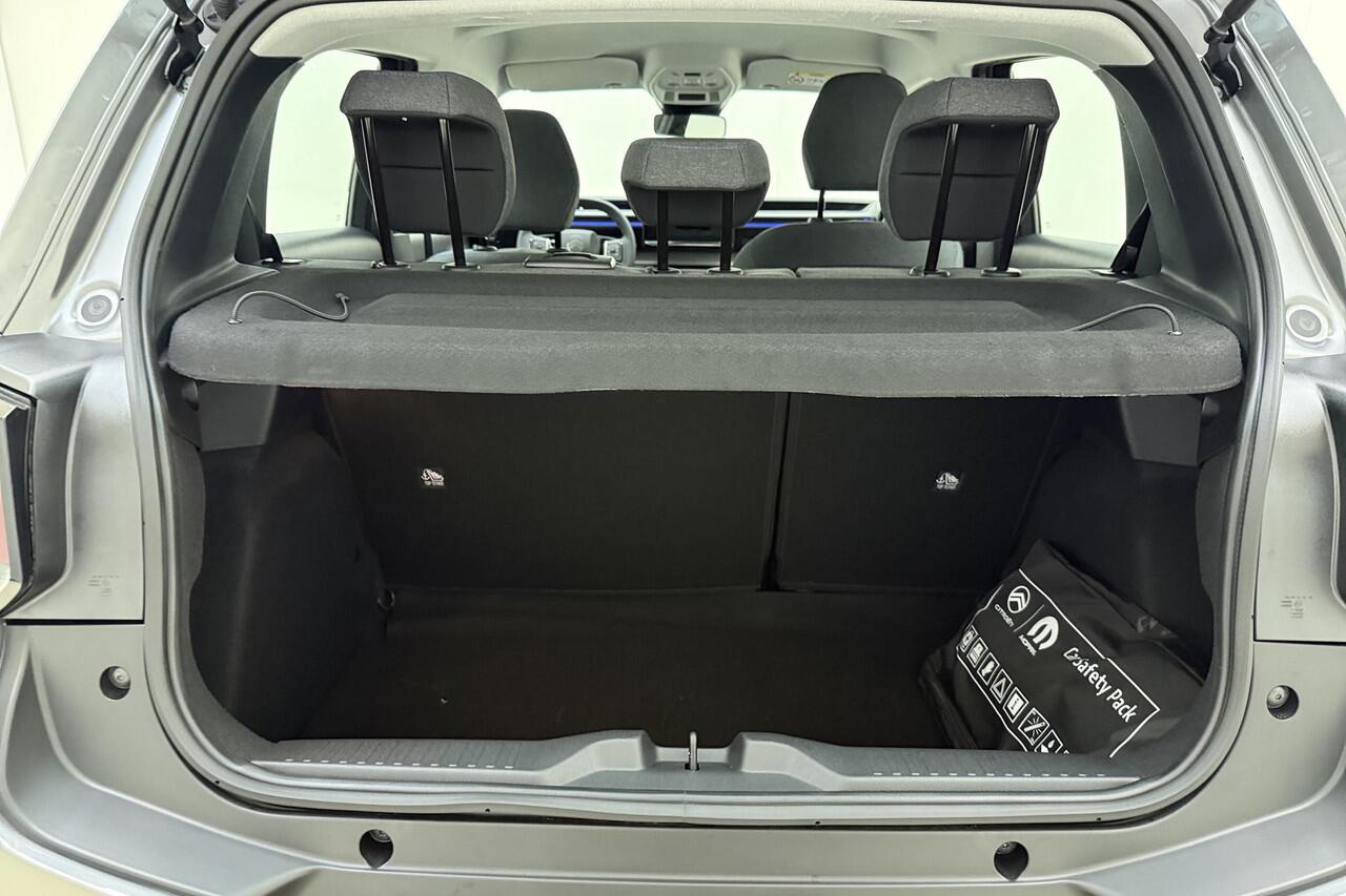 Citroen C3 1.2 Turbo 100pk Plus | Navigatie via carplay | Airco | Dakrails | DAB Radio | Cruise control | Parkeersensoren achter | LED Verlichting