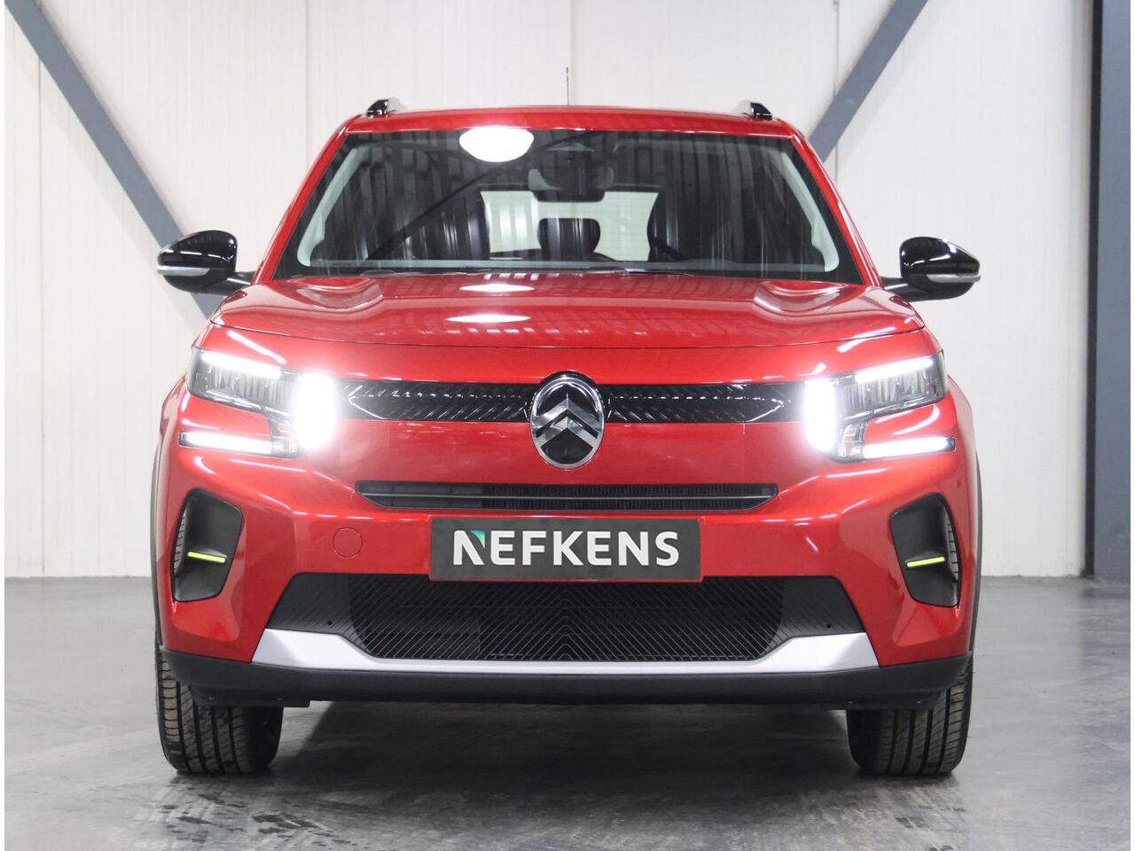 Citroen C3 Ë-C3 Business 113pk Comfort Range 44 kWh | AppleCarPlay/AndroidAuto | Navigatie | CruiseControl | Airco | Armsteun | Parkeersensoren | DAB | LED |