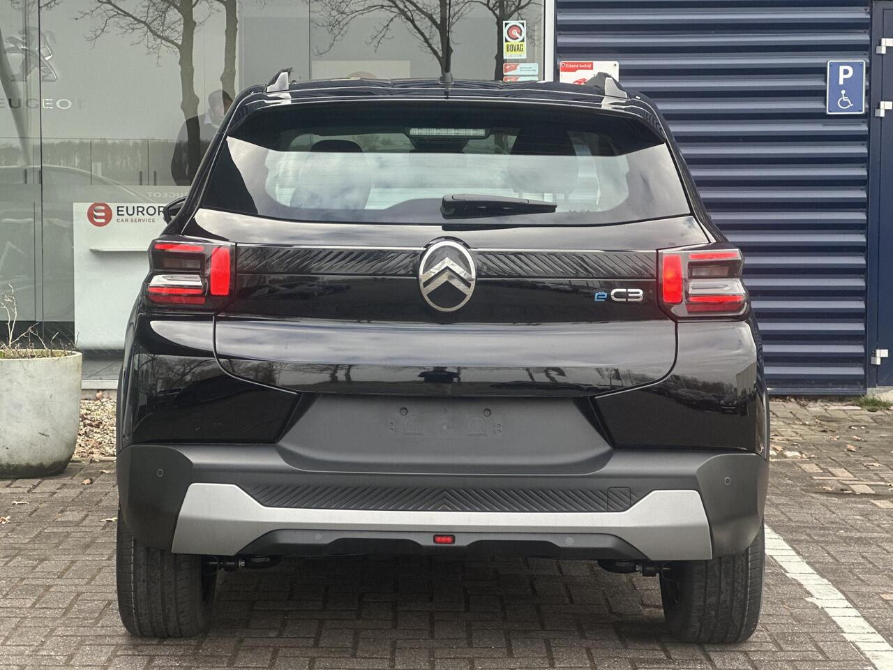 Citroen C3 Ë-C3 Business 113pk Comfort Range 44 kWh | Navigatie | Comfort Seats | Airco | DAB | Apple Carlpay/Android Auto | Parkeersensoren | Cruise Control | Draadloze telefoonlader | Full LED | Armsteun |