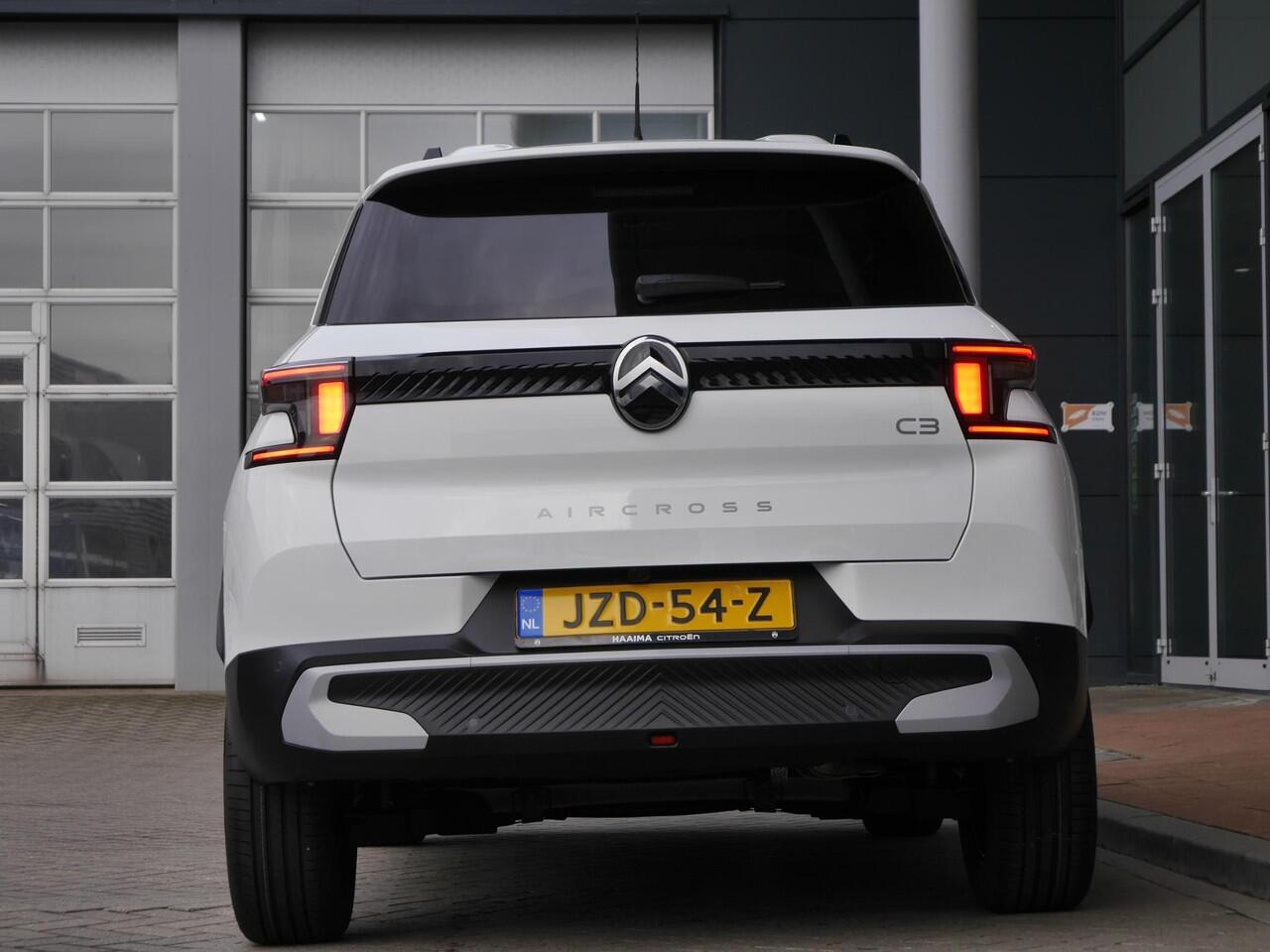 Citroen C3 Aircross 1.2 Hybrid 145pk Max | Nieuwe auto | Automaat | Lichtmetalen velgen | Achteruitrijcamera | Climate control | Dodehoekdetectie | Cruise control