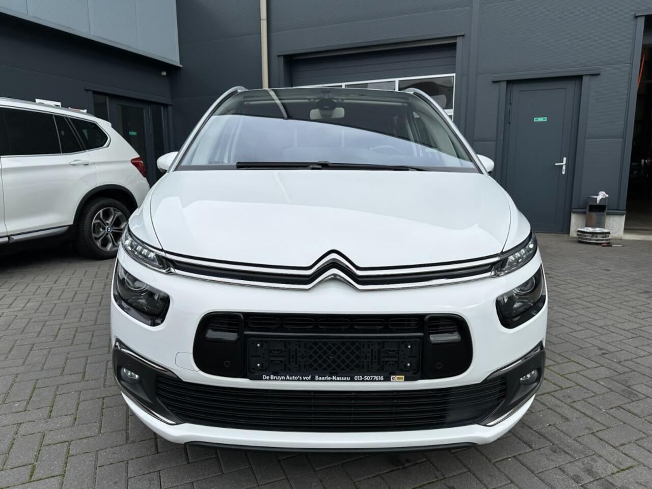 Citroen C4 1.2 PureTech Aut. 7 pers. Navi Camera