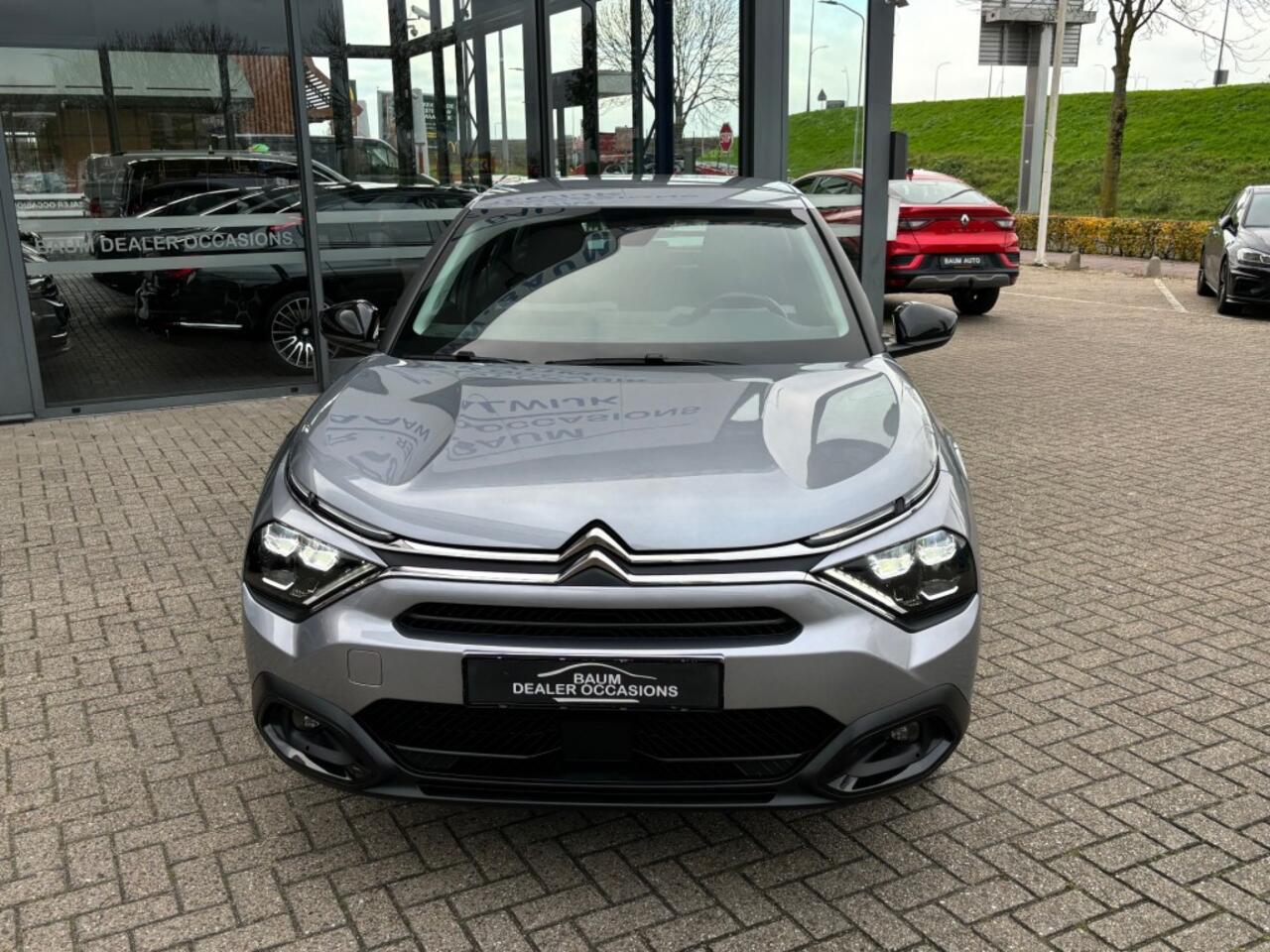 Citroen C4 1.2 PURETECH FEEL AIRCO NAVI-CAPLAY STOELVERW.