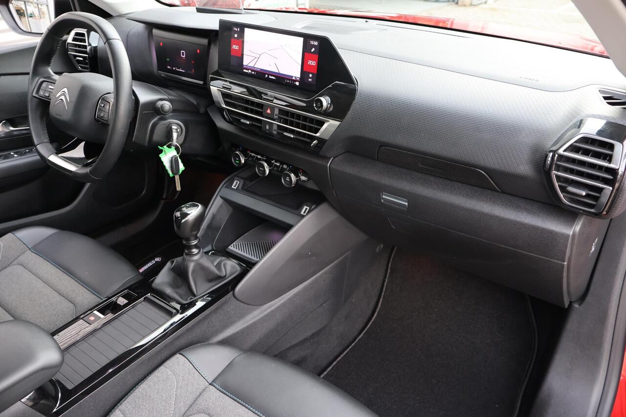 Citroen C4 1.2 Feel Edition 2e Eigenaar | Dealer Onderh | NL-Auto | BTW | Head-Up | Camera | Navi | Carplay | Full Led | Cruise | Bots systeem | Hill-Hold | DAB | PDC |