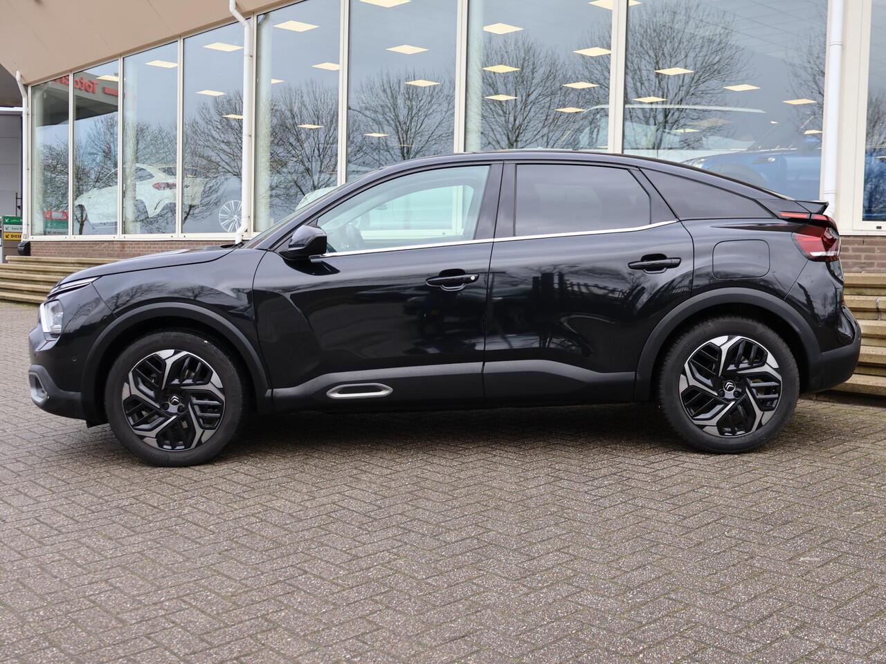 Citroen C4 1.2 SHINE AUT. *NIEUWE DBRIEM* + ADAPTIVE CRUISE | HEAD-UP | CAMERA | DAB | 18 INCH | CARPLAY
