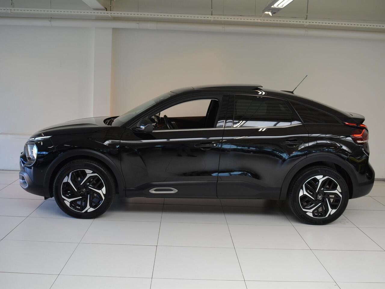 Citroen C4 1.2 Turbo 130pk Automaat Shine | Panoramadak | Hifi installatie |