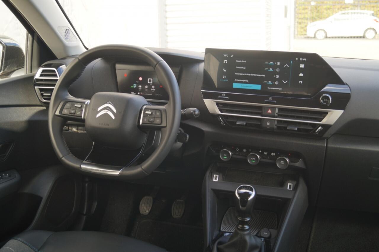 Citroen C4 1.2 Puretech Feel -CARPLAY-TREHKAAK-