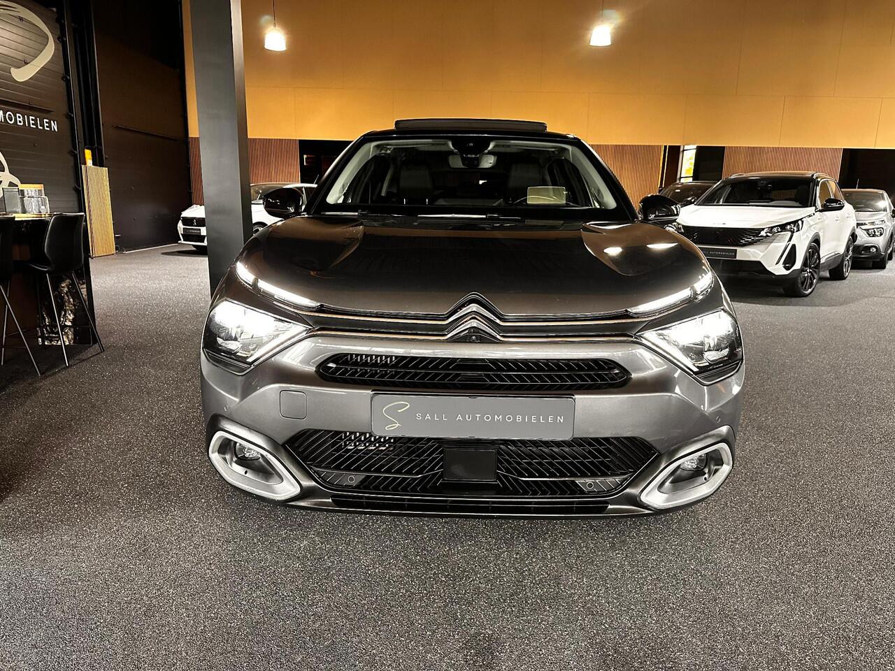 Citroen C4 1.2 Puretech Shine Pano/360/Keyless