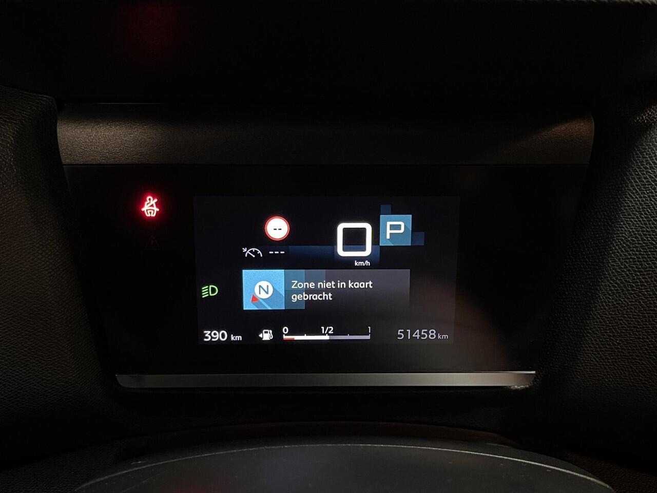 Citroen C4 1.2 Puretech Feel EAT8 18"/Camera/Stoelverwarming/Navigatie/Apple Carplay & Android Auto/PDC