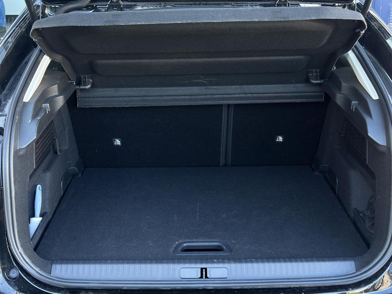 Citroen C4 1.2 Puretech 130pk Feel Pack | Automaat | Parkeercamera/-sensoren | Keyless Entry/Start | Full LED | Comfort Stoelen | Navigatie | Apple Carplay/Android Auto | Cruise Control |