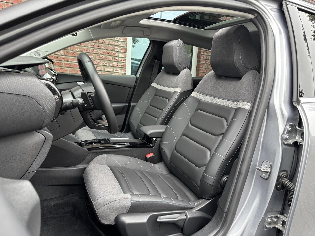 Citroen C4 Shine Pack 1.2 Turbo 130pk EAT8 | SCHUIF/KANTELDAK | NAVI | STOEL+STUURVERW. | CAMERA | LEDER | ADAPTIVE CRUISE | DODEHOEKBEW. | MAX