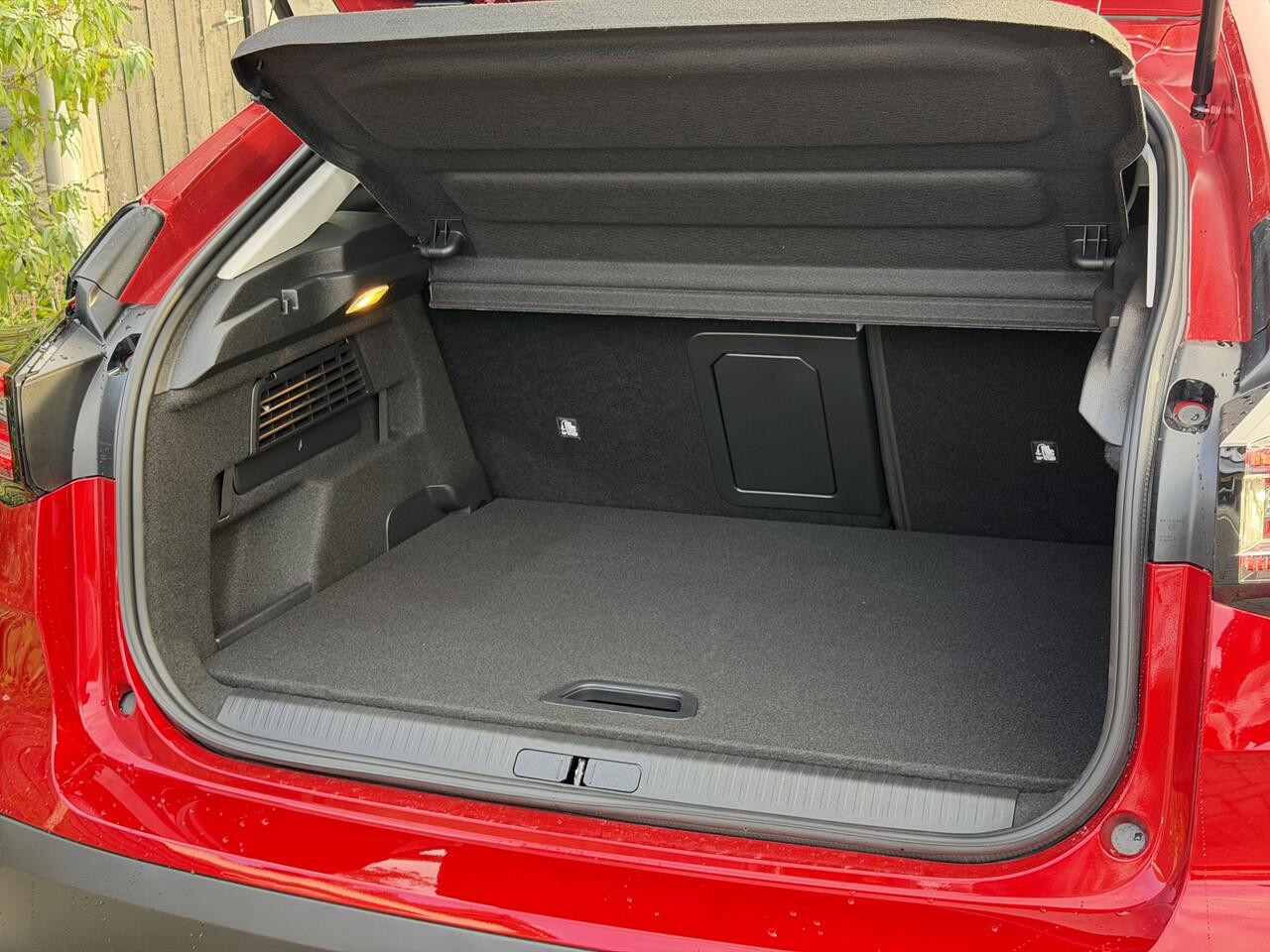 Citroen C4 Max 1.2 Hybrid 136PK e-DCS6 Automaat Navigatie, Rondomzichtcamera, Keyless, Stoel & Stuurwielverwarming, Adaptieve Cruise Control