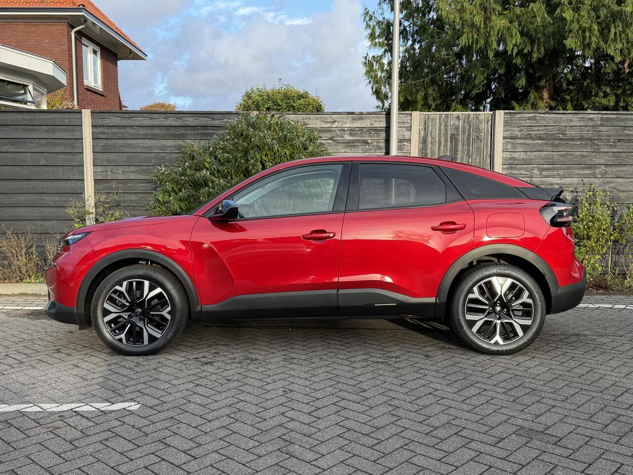 Citroen C4 Max 1.2 Hybrid 136PK e-DCS6 Automaat Navigatie, Rondomzichtcamera, Keyless, Stoel & Stuurwielverwarming, Adaptieve Cruise Control