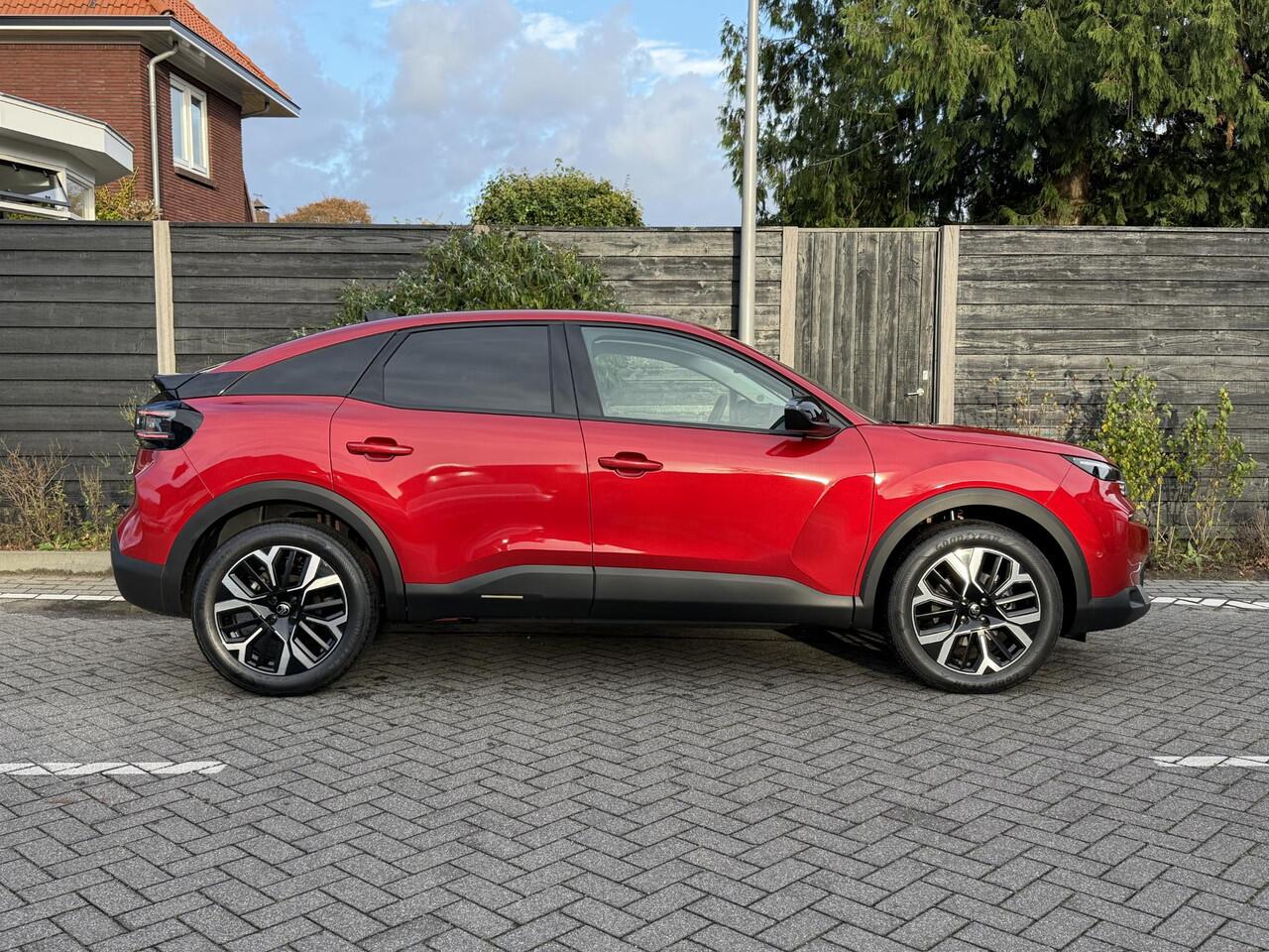 Citroen C4 Max 1.2 Hybrid 136PK e-DCS6 Automaat Navigatie, Rondomzichtcamera, Keyless, Stoel & Stuurwielverwarming, Adaptieve Cruise Control