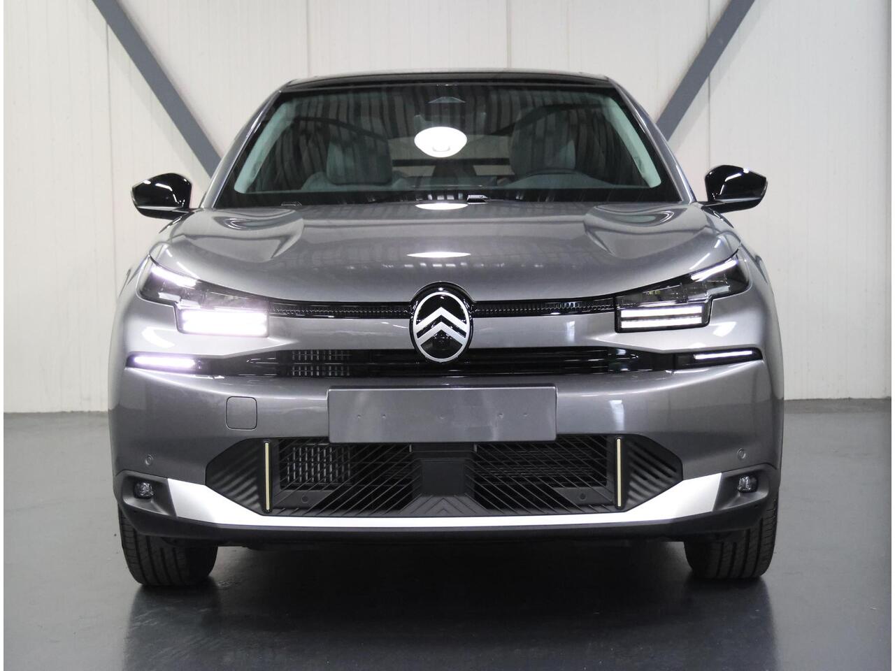 Citroen C4 1.2 Hybrid 145pk Max | Schuif- Kanteldak | 360 Camera | AppleCarPlay/AndroidAuto | ClimateControl | Navigatie | Dodehoekdetectie | Alcantara |