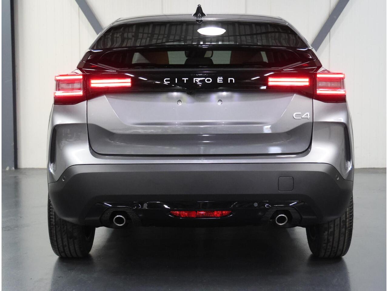 Citroen C4 1.2 Hybrid 145pk Max | Schuif- Kanteldak | 360 Camera | AppleCarPlay/AndroidAuto | ClimateControl | Navigatie | Dodehoekdetectie | Alcantara |