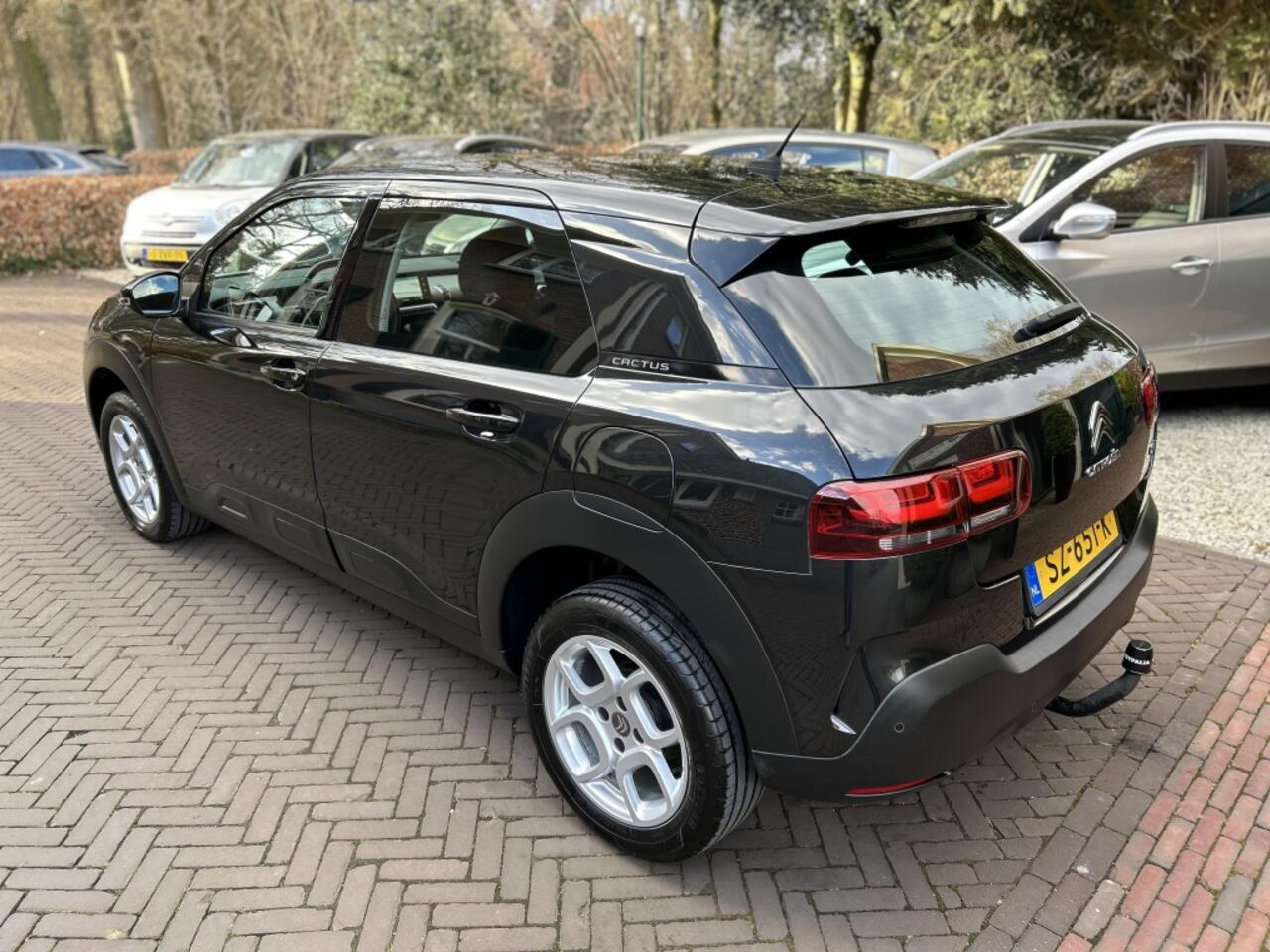 Citroen C4 CACTUS 1.2 110pk Feel Navi, Camera, Trekhaak, LMV, Carplay